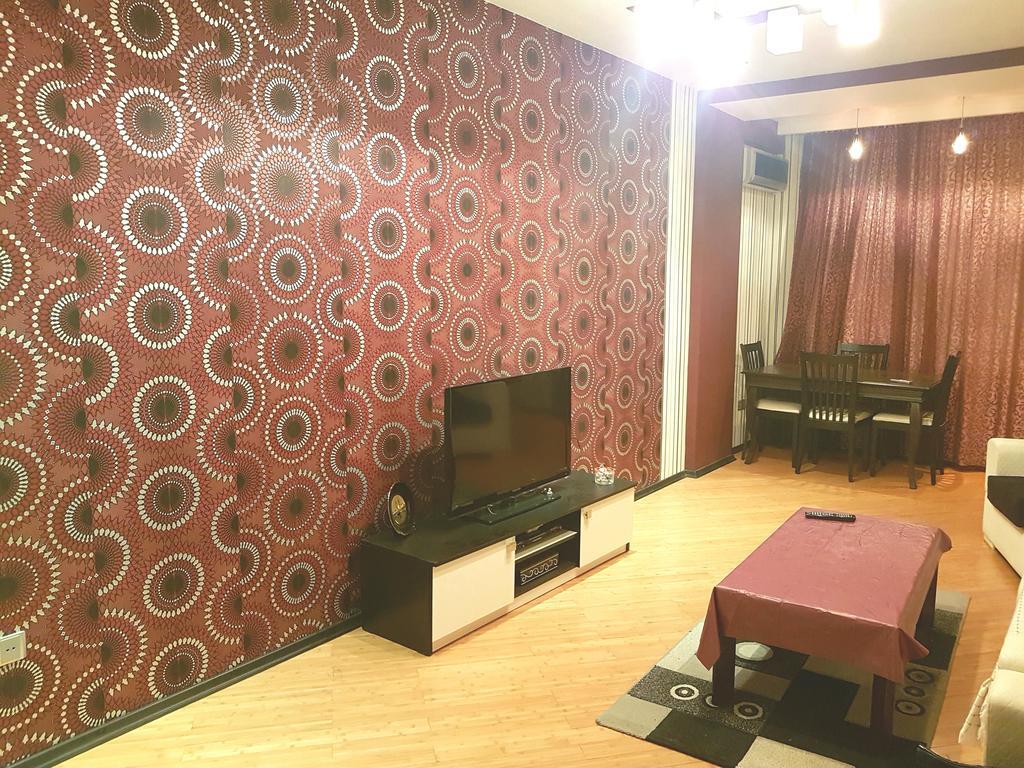 Apartment On Mirqasimov St.29 Bakoe Buitenkant foto
